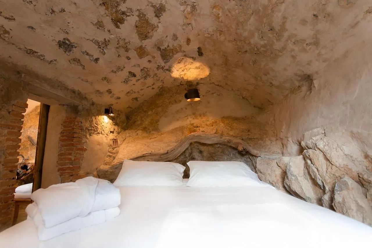 Lou Calen Hotel Cotignac 0*,  France